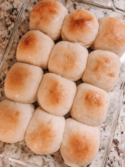 Sourdough Dinner Rolls (12)